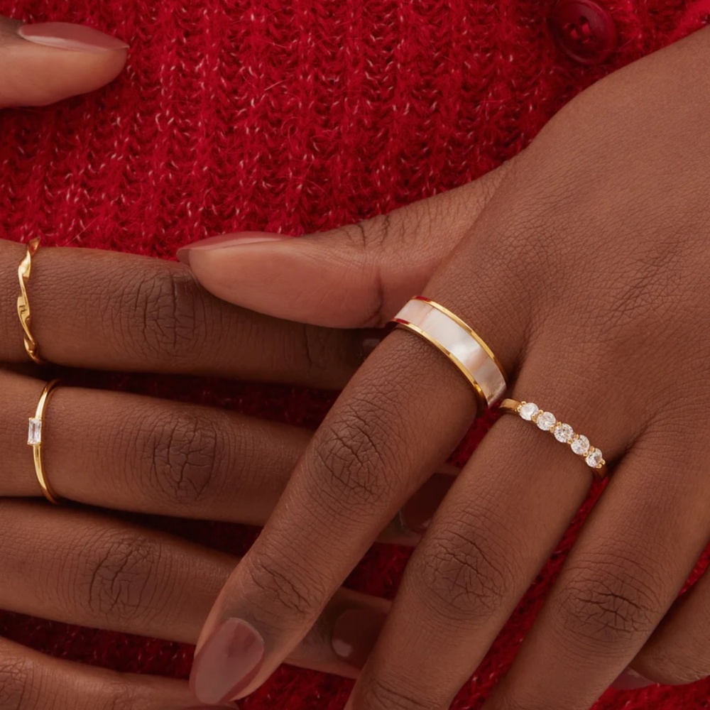 Ring - Picture 2 of 2